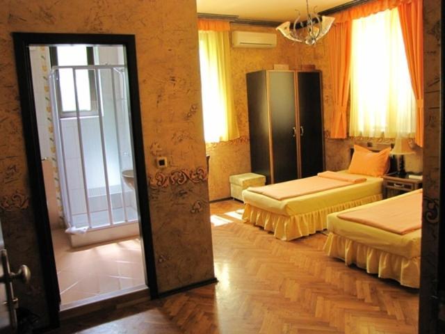 Guesthouse Petra Veliko Tarnovo Phòng bức ảnh
