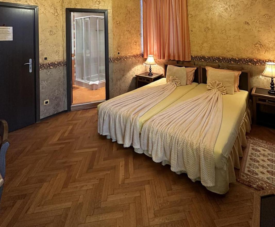 Guesthouse Petra Veliko Tarnovo Ngoại thất bức ảnh